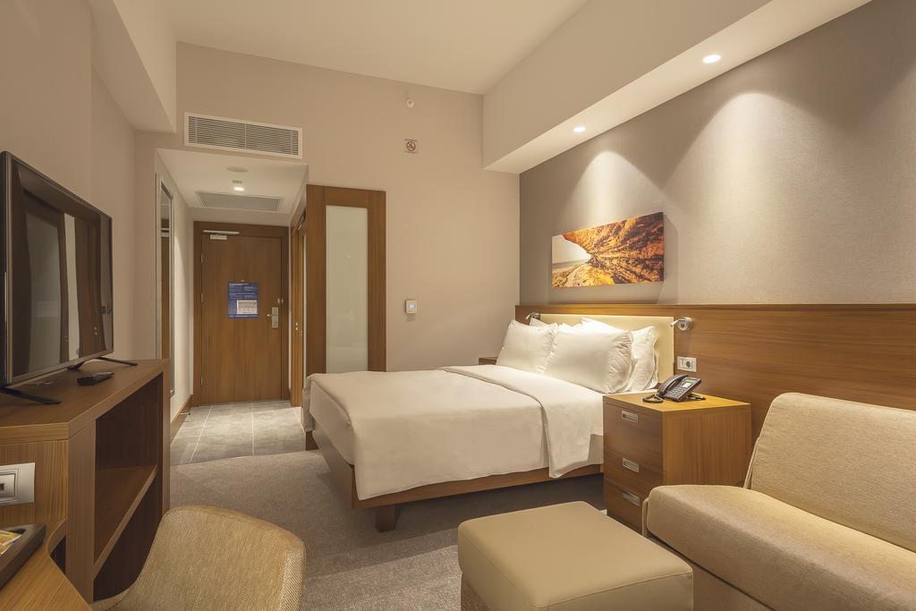 Hotel Hampton By Hilton Kocaeli Symbol Exteriér fotografie