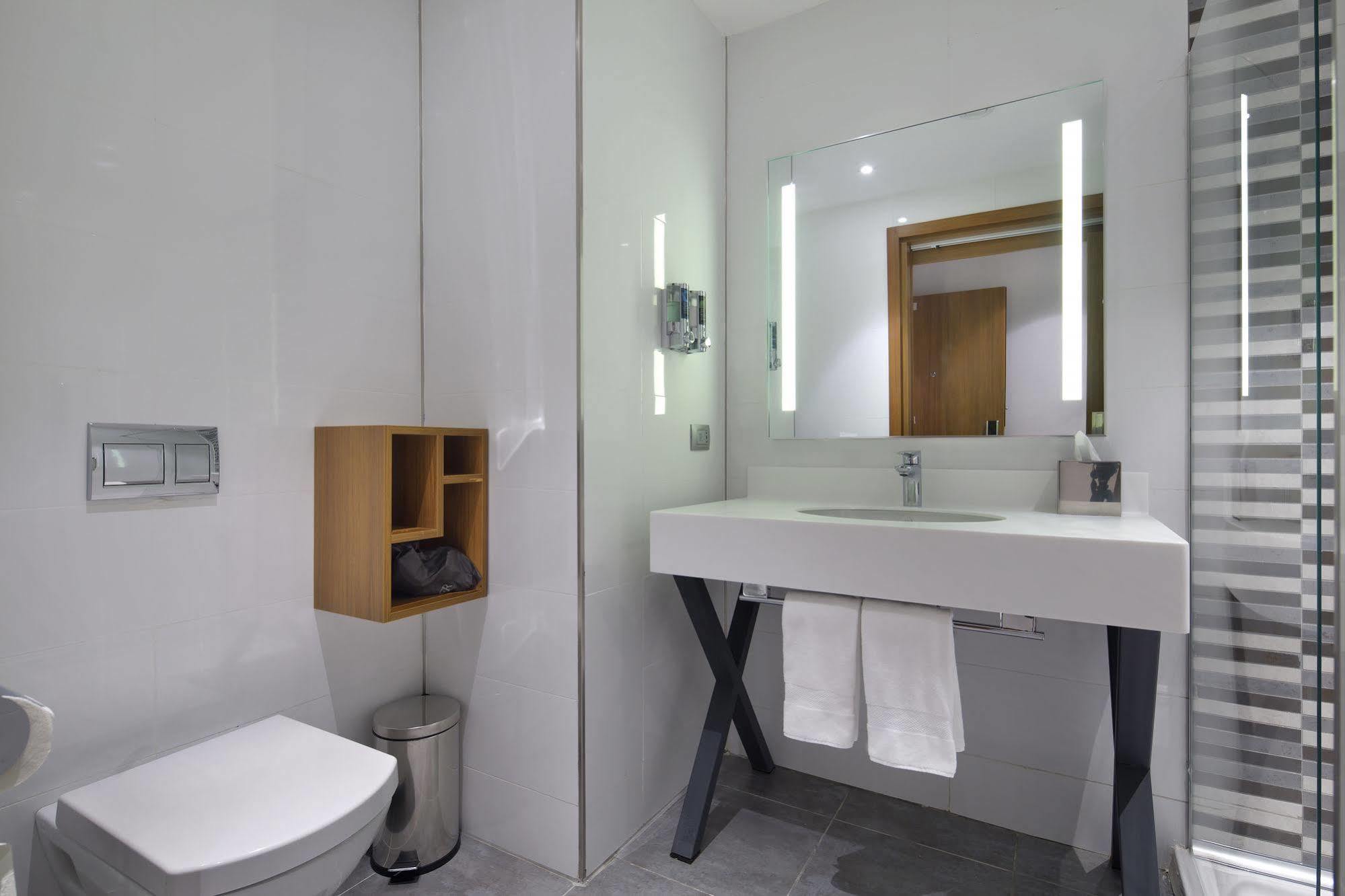 Hotel Hampton By Hilton Kocaeli Symbol Exteriér fotografie